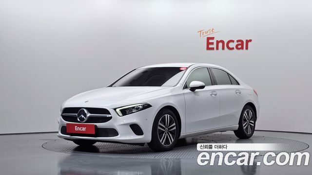 Mercedes-Benz A-Class A220 Sedan, 2021