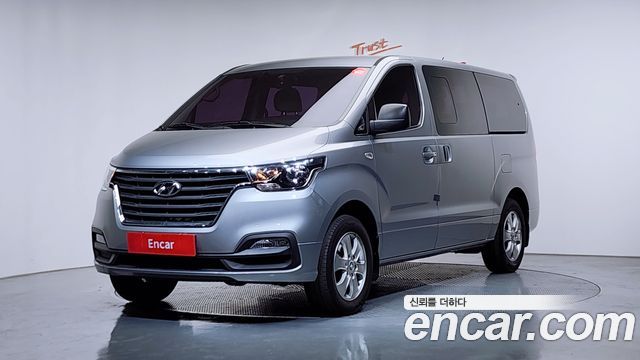 Hyundai Starex 4WD Wagon 12-Seater, 2020