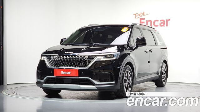 Kia Canival 11-Seater Prestige, 2023
