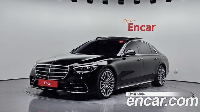 Mercedes-Benz S-Class S500L 4MATIC, 2023