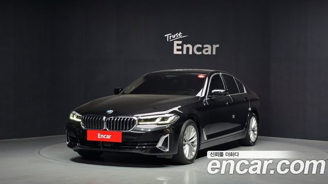 BMW 5-Series 523d xDrive Luxury, 2022