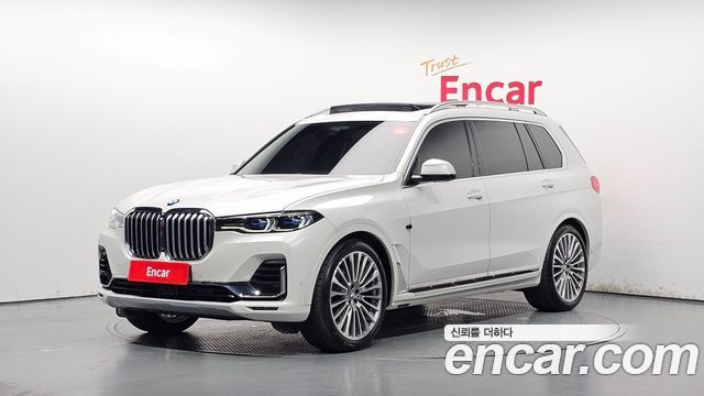 BMW X7 xDrive 40i Design Pure Excellence 6-Seater, 2021