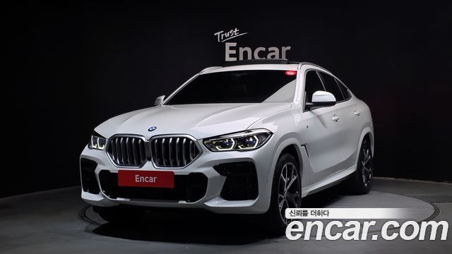 BMW X6 xDrive40i M Sport, 2022