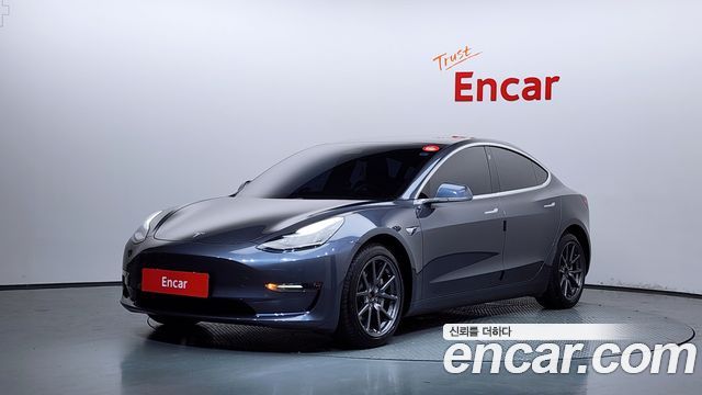 Tesla Model 3 Long Range AWD, 2020