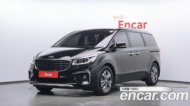 Kia Canival 9-Seater Luxury, 2020