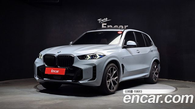 BMW X5 xDrive 40i M Sport, 2025