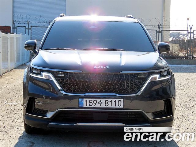 Kia Canival Gasoline 7-Seater Outdoor, 2022