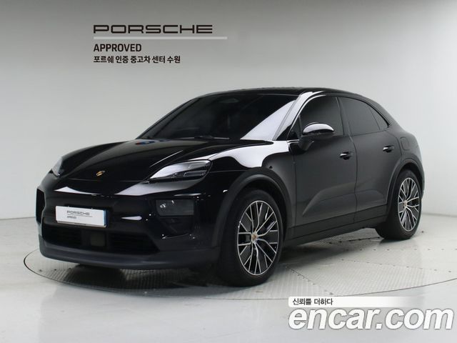 Porsche Macan 4S, 2025