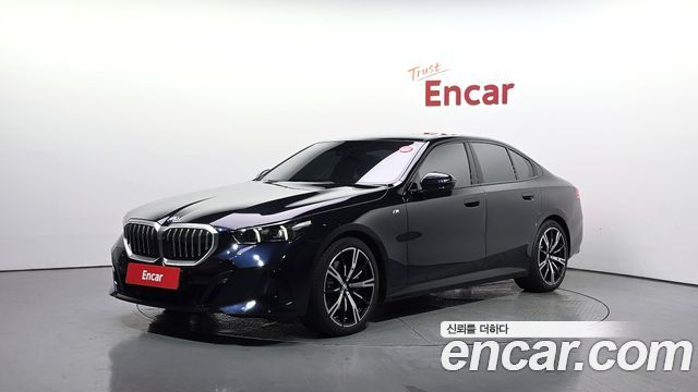 BMW 5-Series 530i xDrive M Sport, 2025