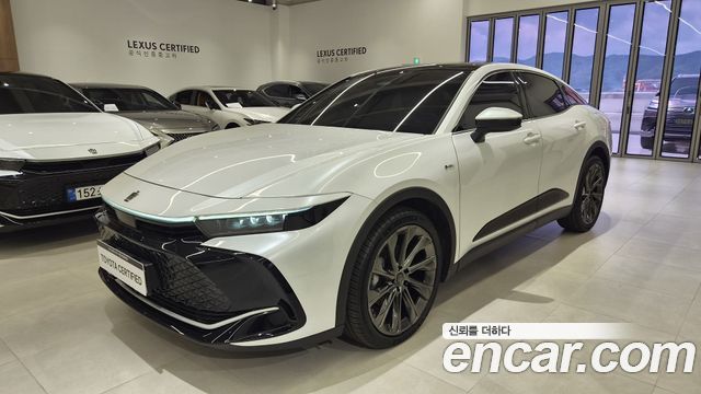 Toyota Crown 2.5 4WD Hybrid, 2024