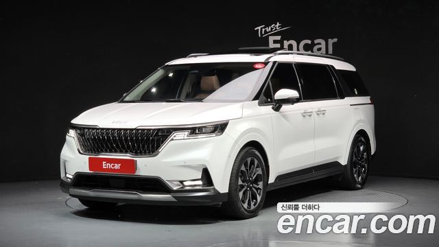 Kia Canival 9-Seater Signature, 2023