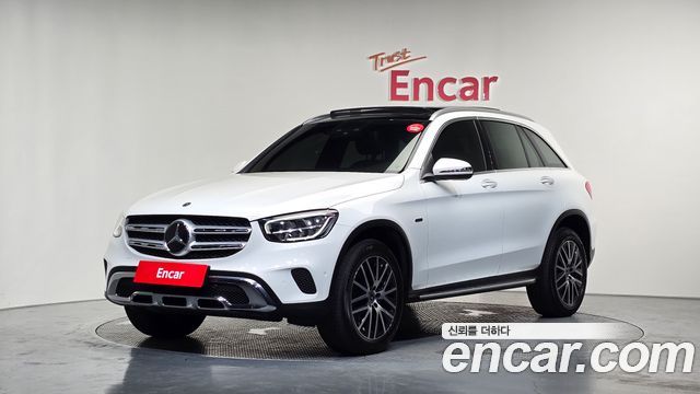 Mercedes-Benz GLC-Class GLC300e 4MATIC, 2021