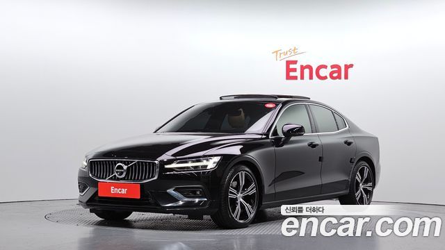 Volvo S60 B5 Inscription, 2022