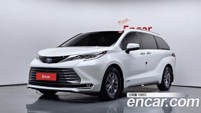 Toyota Sienna 2.5 Hybrid AWD, 2021