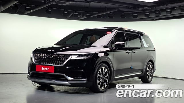 Kia Canival Gasoline 7-Seater Signature, 2021