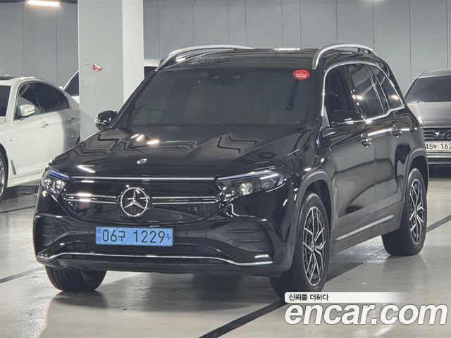 Mercedes-Benz EQB EQB300 4MATIC AMG Line, 2023