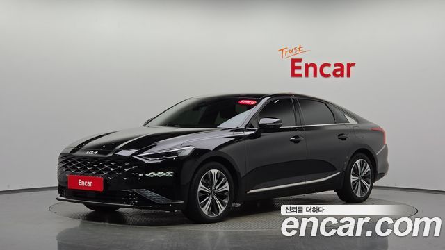 Kia K8 Signature, 2022