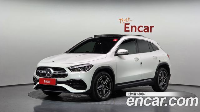 Mercedes-Benz GLA-Class GLA250 4MATIC, 2020