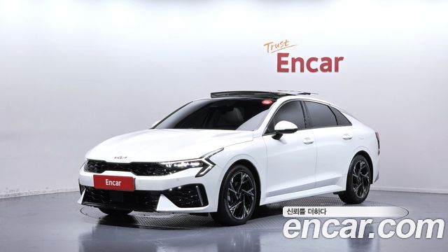Kia K5 Signature, 2024