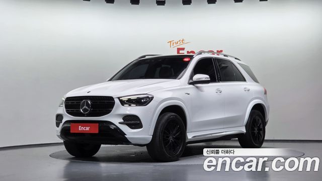 Mercedes-Benz GLE-Class GLE300d 4MATIC, 2023