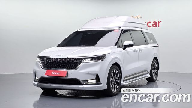 Kia Canival Gasoline 9-Seater Hi-Limousine, 2022