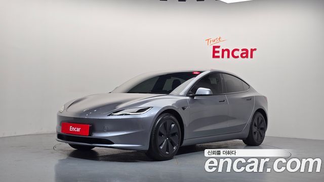 Tesla Model 3 RWD, 2025