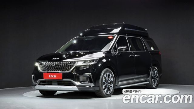 Kia Canival Gasoline 4-Seater Hi-Limousine, 2021