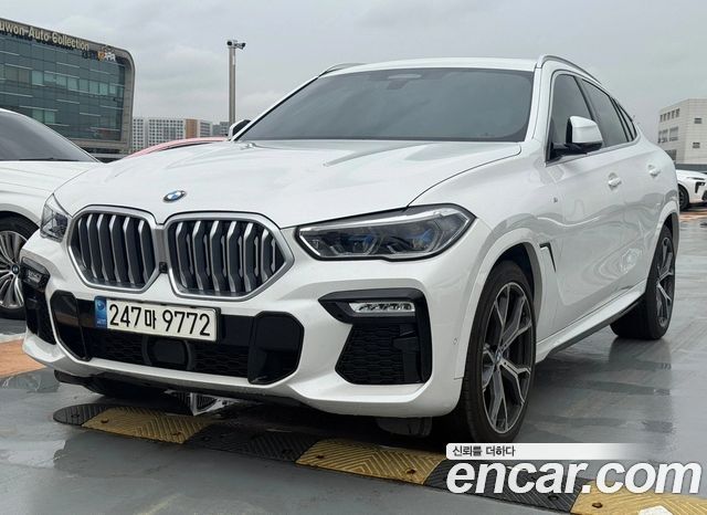 BMW X6 xDrive40i M Sport, 2021