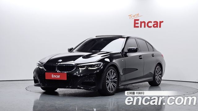 BMW 3-Series 320i M Sport, 2021