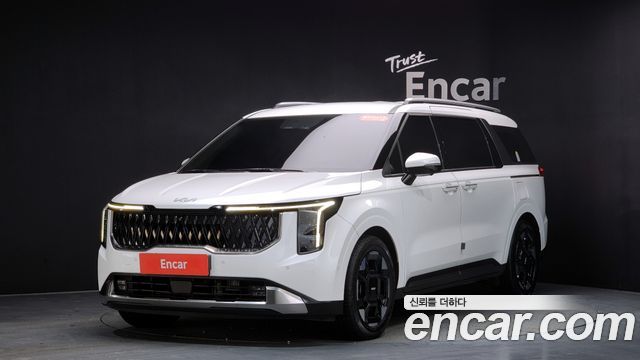 Kia Canival 7-Seater Signature, 2024