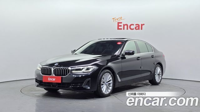 BMW 5-Series 523d xDrive Luxury, 2021