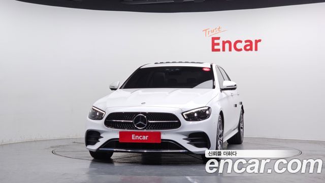 Mercedes-Benz E-Class E220d 4MATIC AMG Line, 2022