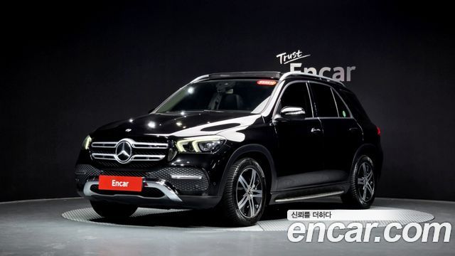 Mercedes-Benz GLE-Class GLE300d 4MATIC, 2020