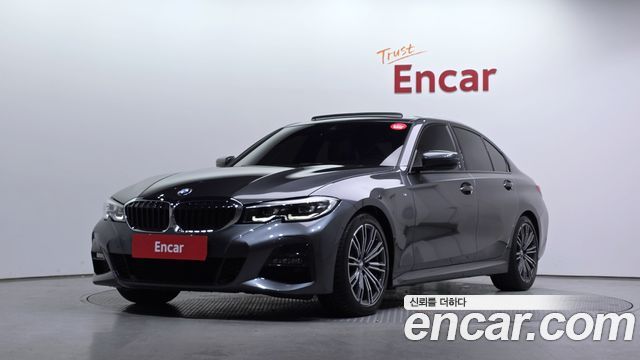 BMW 3-Series 320i M Sport, 2022