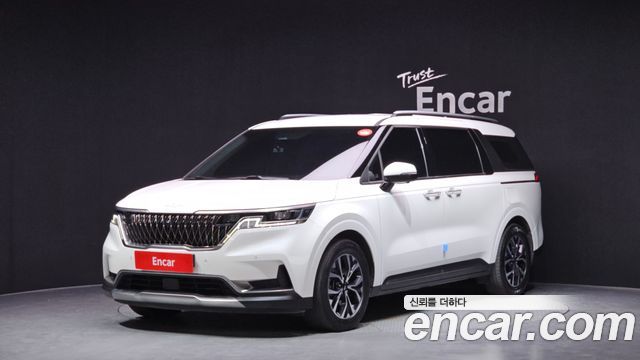 Kia Canival 9-Seater Signature, 2022