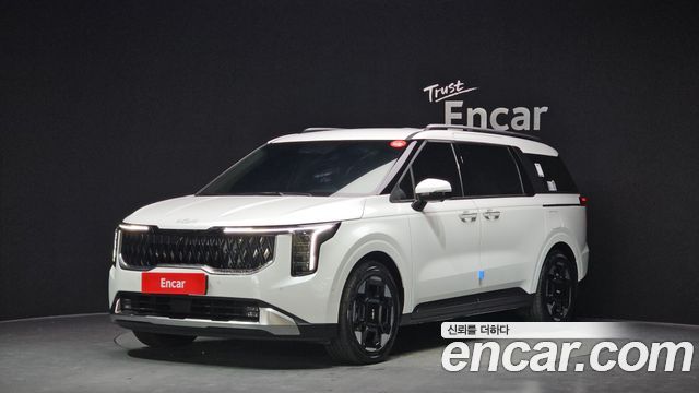 Kia Canival Gasoline 9-Seater Signature, 2024