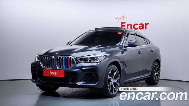 BMW X6 xDrive40i M Sport, 2022