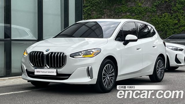 BMW 2-Series 218d Luxury, 2025