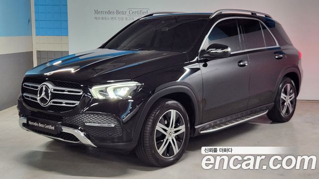 Mercedes-Benz GLE-Class GLE300d 4MATIC, 2020