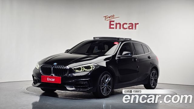 BMW 1-Series 120i Sports, 2023