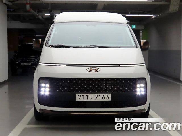 Hyundai Staria 2WD Camping Car, 2024
