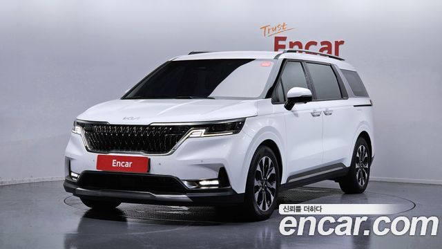 Kia Canival 7-Seater Outdoor, 2022