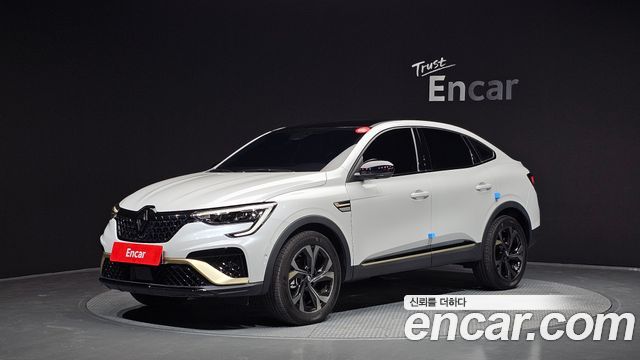 Renault Arkana 1.6 E-TECH Iconic Design Package, 2024