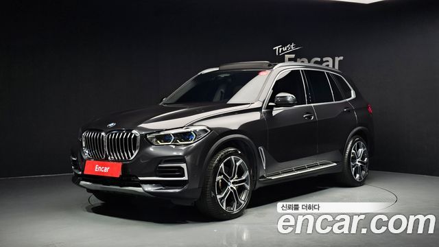 BMW X5 xDrive 40i xLine, 2022