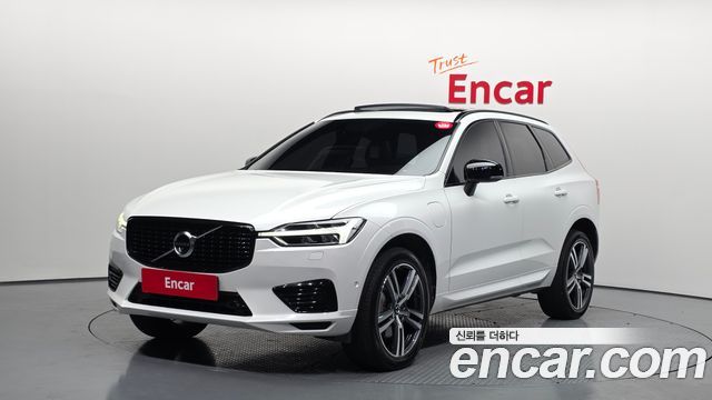 Volvo XC60 T8 R-Design, 2021