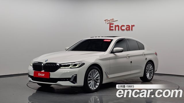 BMW 5-Series 530i xDrive Luxury, 2021