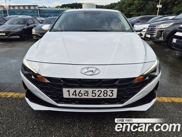 Hyundai AVANTE 1.6, 2022