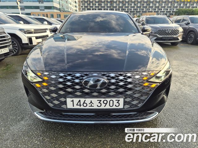 Hyundai Grandeur Le Blanc, 2022