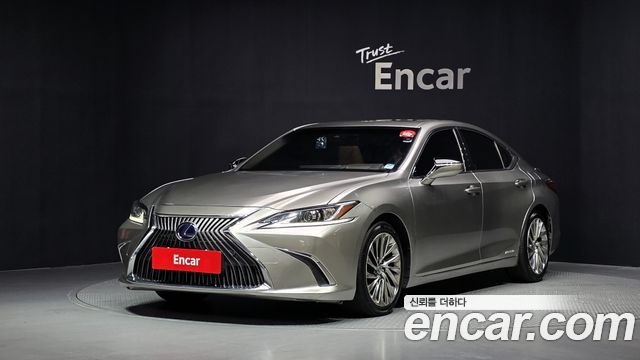 Lexus ES Luxury Plus, 2019