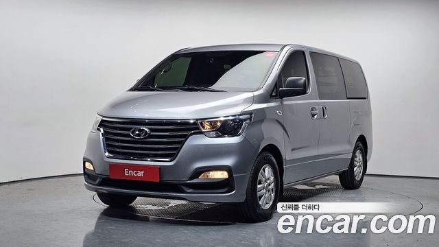Hyundai Starex Van 3-Seater, 2020